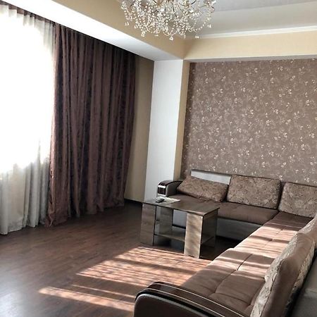 Квартира В Центре Бишкека! Extérieur photo